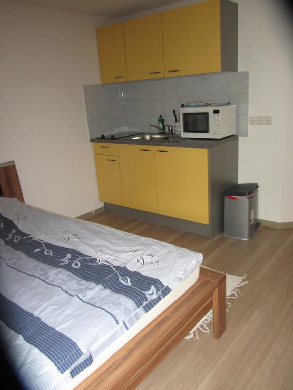 Apartments Andrea Kiel Zirndorf Exterior photo